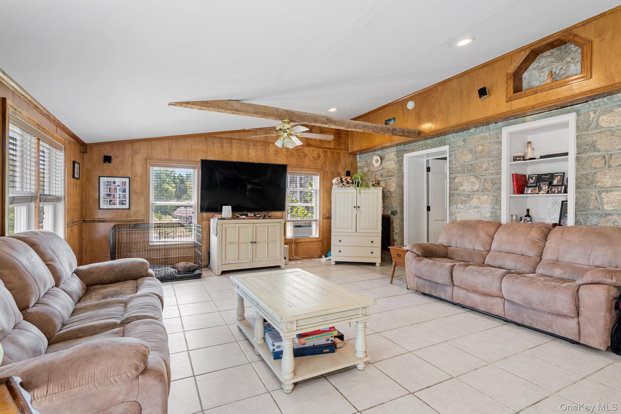174 Hardenburgh Road Pine Bush, NY 12566 - Photo 7 of 50
