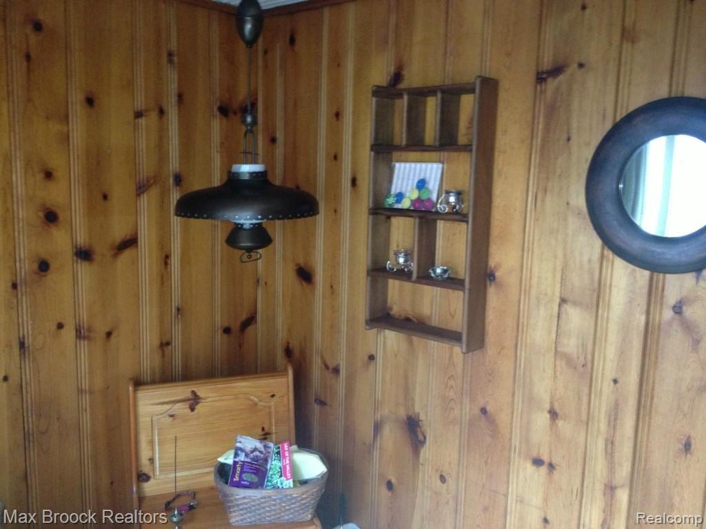 4163 Amherst Road Royal Oak, MI 48073 - Photo 16 of 25