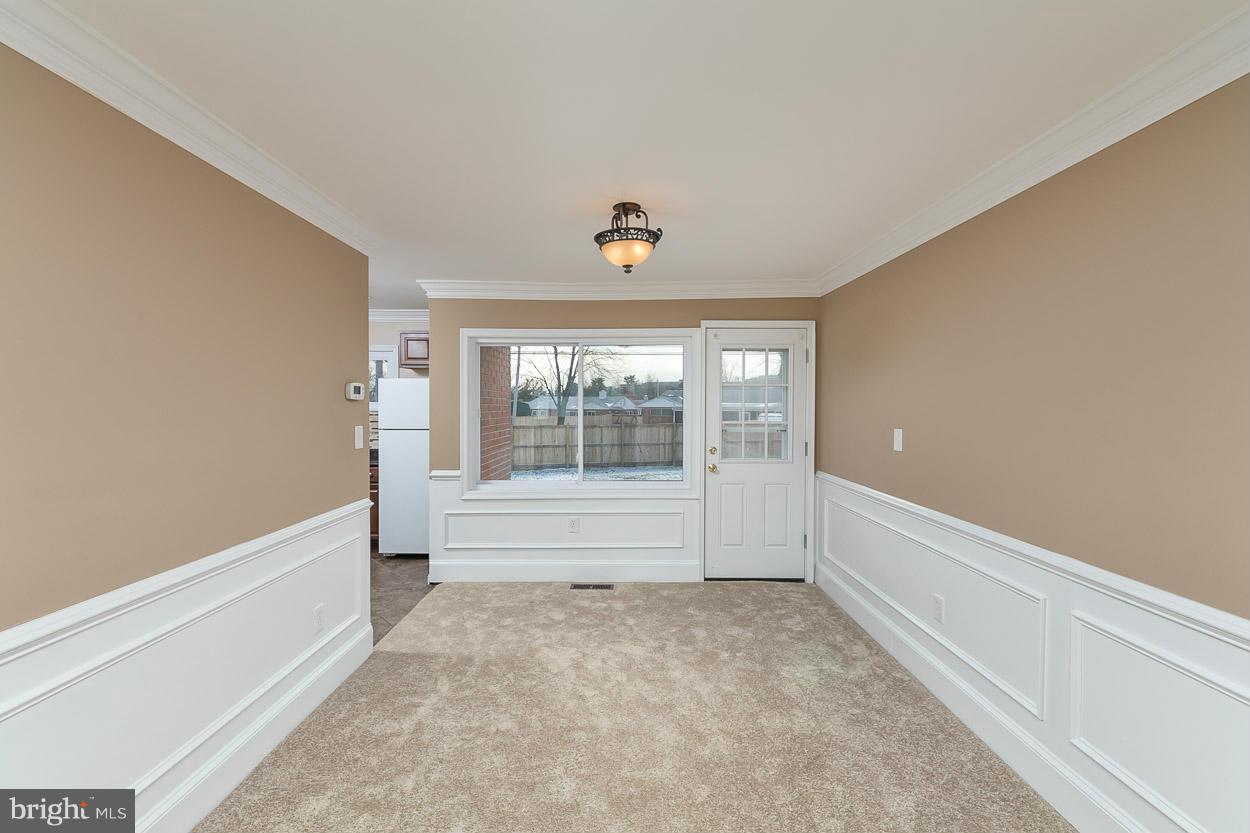 8707 Stockwell Road Parkville, MD 21234 - Photo 14 of 30 Dining Room