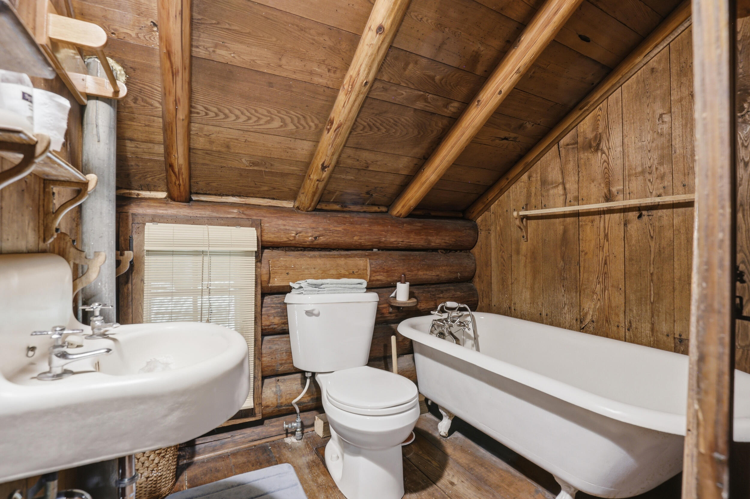 6378 South Mac Road Branch, MI 49402 - Photo 37 of 80 26_a-25
