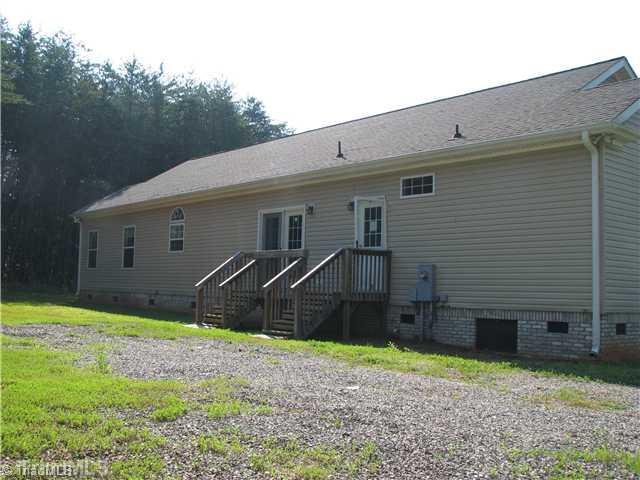 673 Stony Ridge Road Pinnacle, NC 27043 - Photo 2 of 9 Exterior Back.