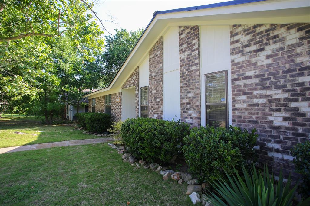 1720 Crystal Way Plano, TX 75074 - Photo 3 of 32 a view of a house with a yard