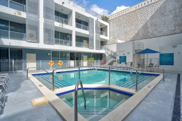 a picture of city view