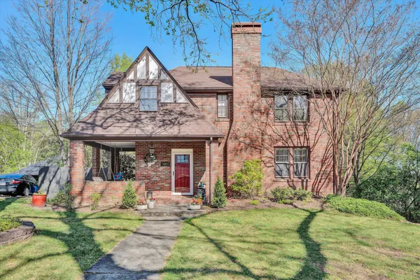 $609,900 | 3207 White Oak Road Southwest, Roanoke, VA 24014