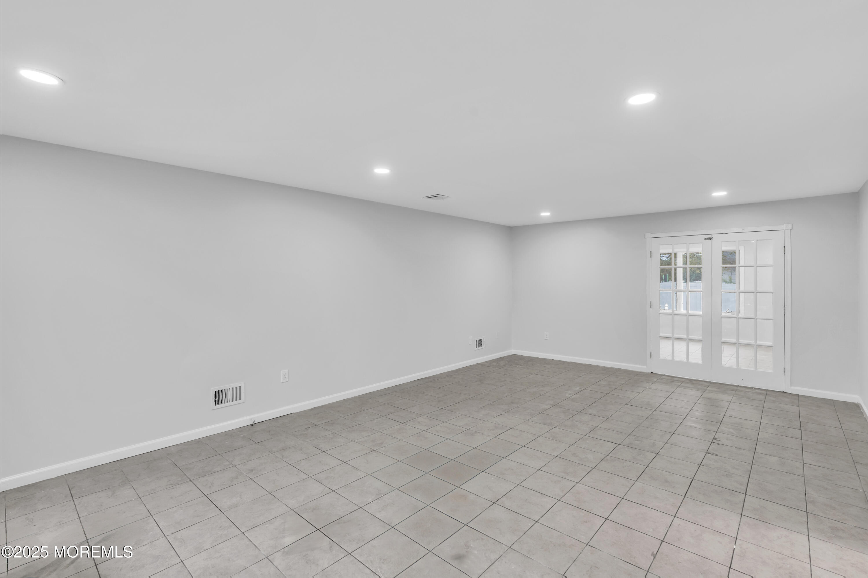 52 16th Street Toms River, NJ 08753 - Photo 17 of 44 a view of an empty room