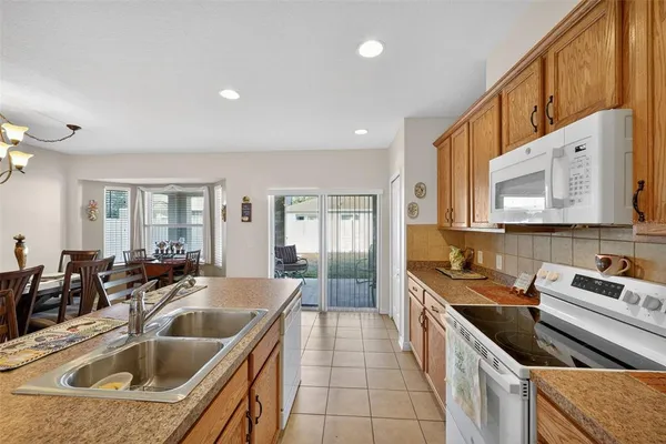 $364,000 | 12637 Belcroft Drive, Riverview, FL 33579