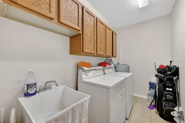 $364,000 | 12637 Belcroft Drive, Riverview, FL 33579