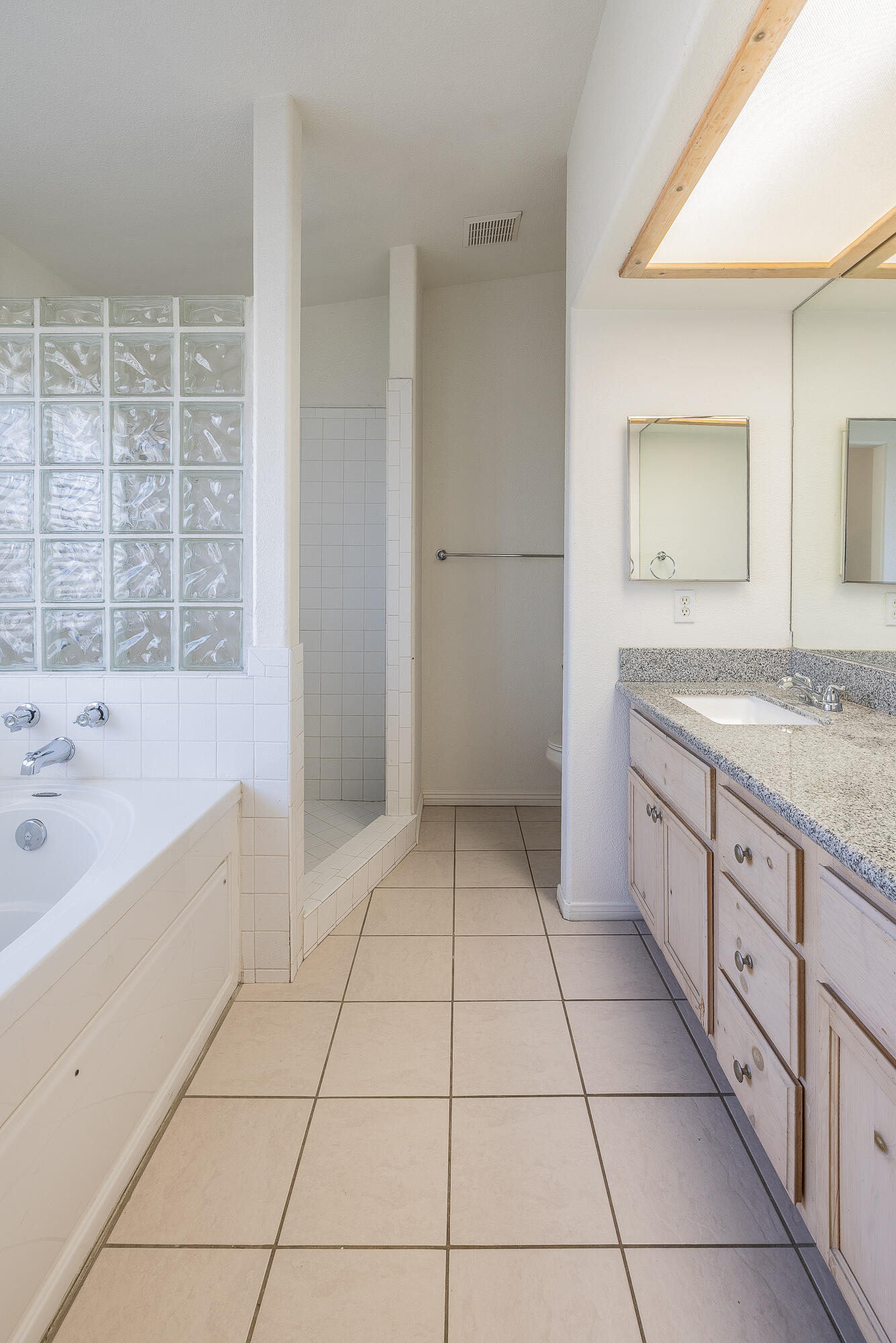 68090 Santelmo Road Cathedral City, CA 92234 - Photo 17 of 29 mls ready -35