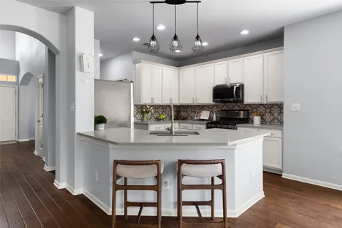 $599,000 | 200 Lexington Drive, Austin, TX 78737