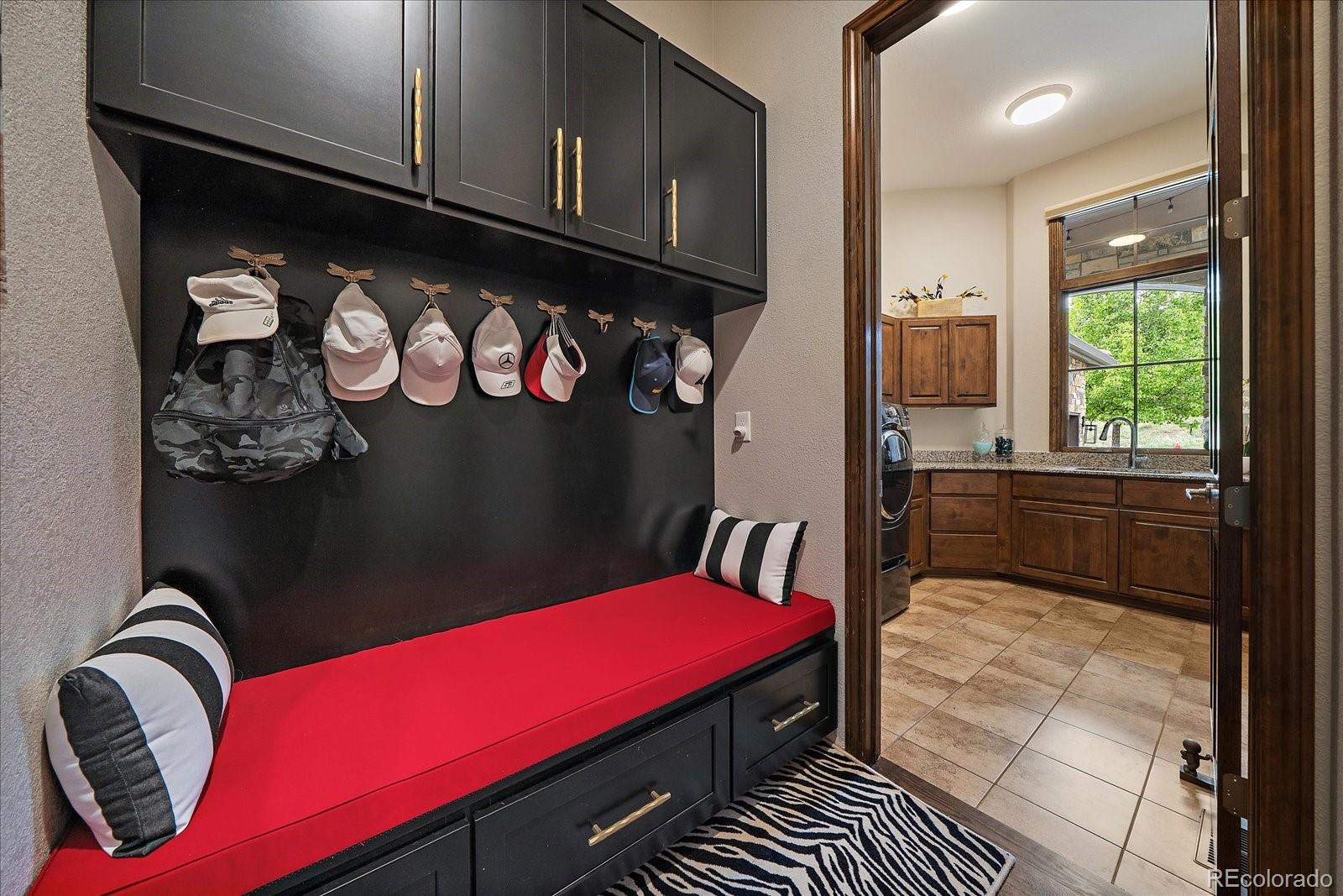 8000 Raphael Lane Littleton, CO 80125 - Photo 22 of 50