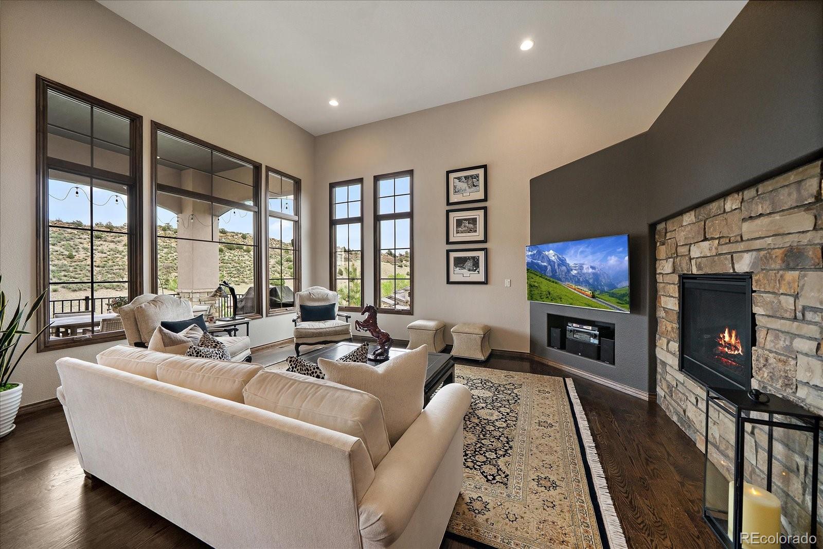8000 Raphael Lane Littleton, CO 80125 - Photo 8 of 50