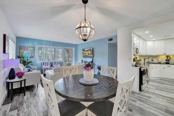 $369,000 | 1930 Northeast 2nd Avenue, Unit 216L, Wilton Manors, FL 33305