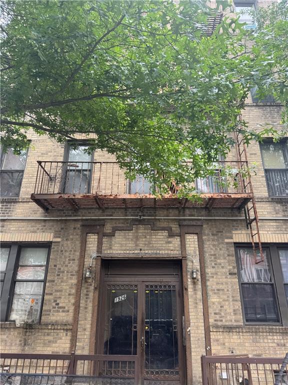 a view of house with outdoor space