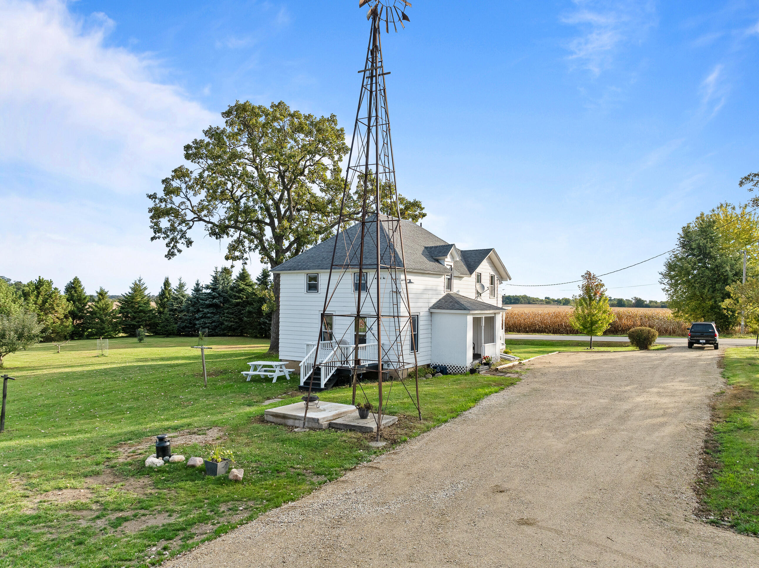 4363 County Rd O Delavan, WI 53115 - Photo 54 of 59 Back view of home