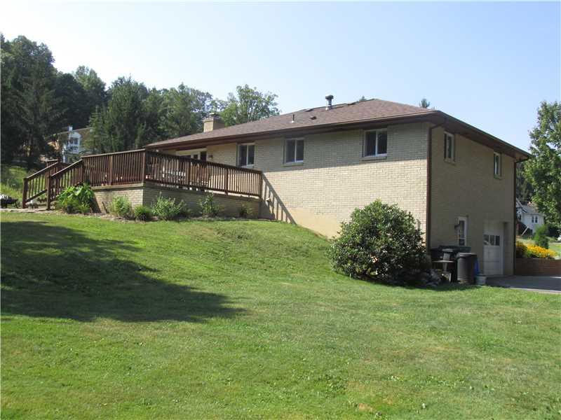 750 Youngstown Ridge Road Latrobe, PA 15650 - Photo 3 of 14 Exterior Back.