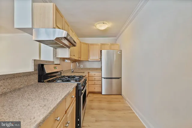 $575,000 | 1330 New Hampshire Avenue Northwest, Unit 215, Washington, DC 20036