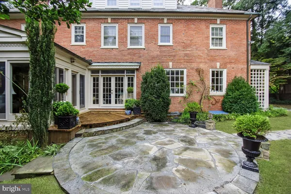 $4,185,000 | 4920 Palisade Lane Northwest, Washington, DC 20016