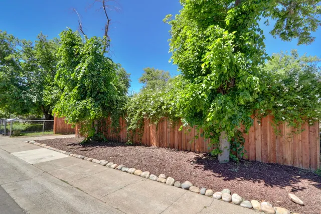 $394,000 | 4400 East Nichols Avenue, Sacramento, CA 95820