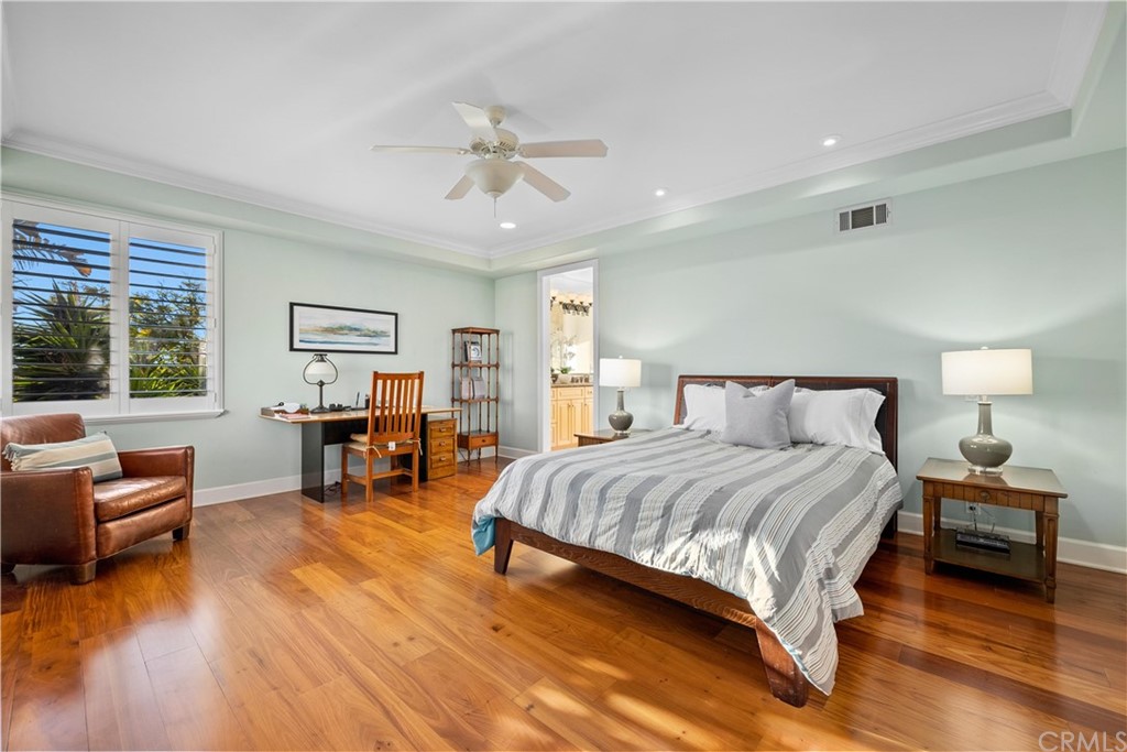 644 10th Street Hermosa Beach, CA 90254 - Photo 38 of 60 a living room with furniture and a wooden floor