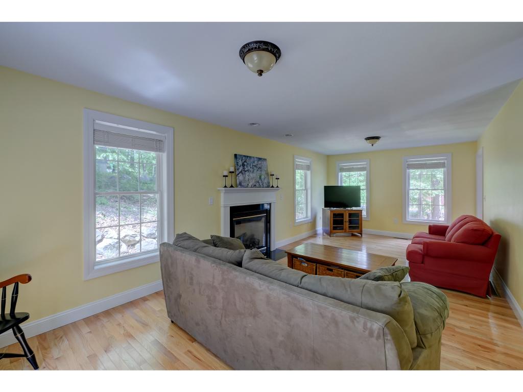 149 Naticook Road Merrimack, NH 03054 - Photo 12 of 34