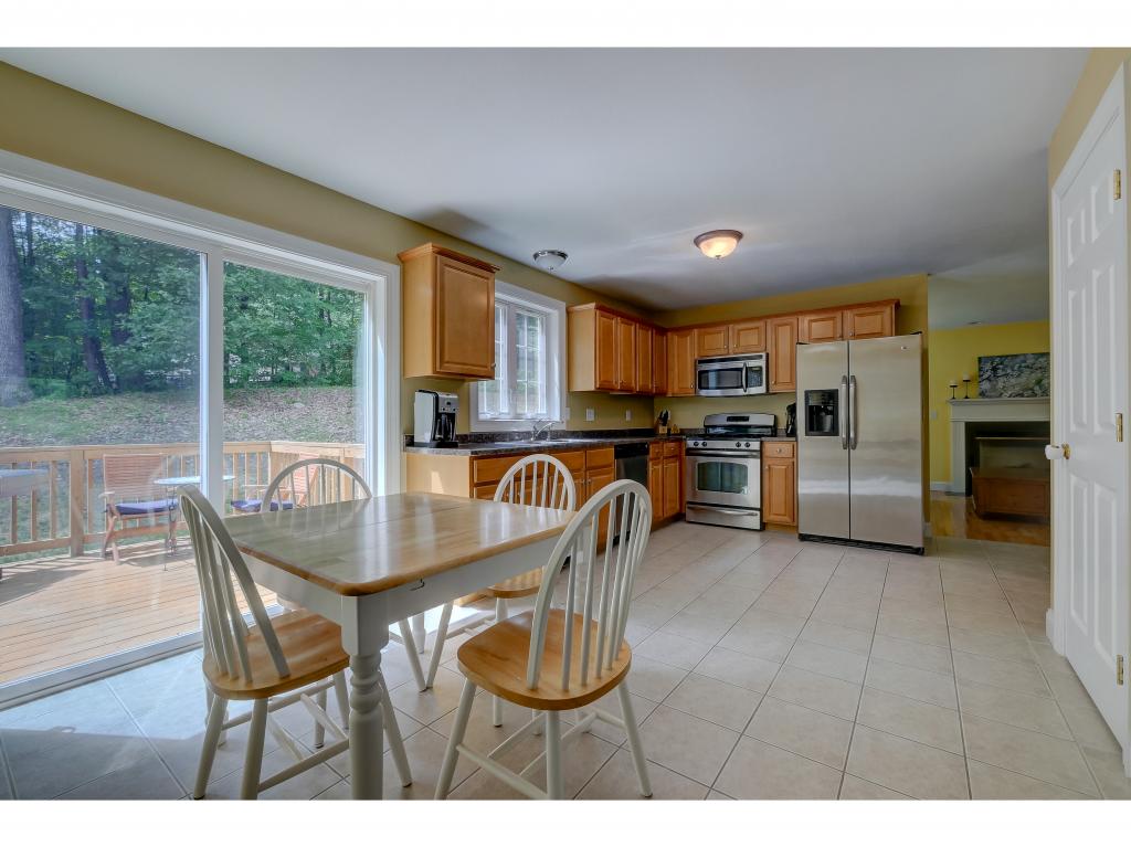 149 Naticook Road Merrimack, NH 03054 - Photo 5 of 34