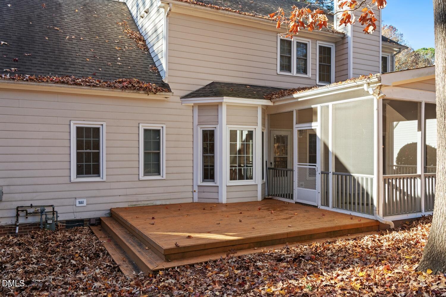 5273 Fairmead Circle Raleigh, NC 27613 - Photo 28 of 36 Exterior Deck