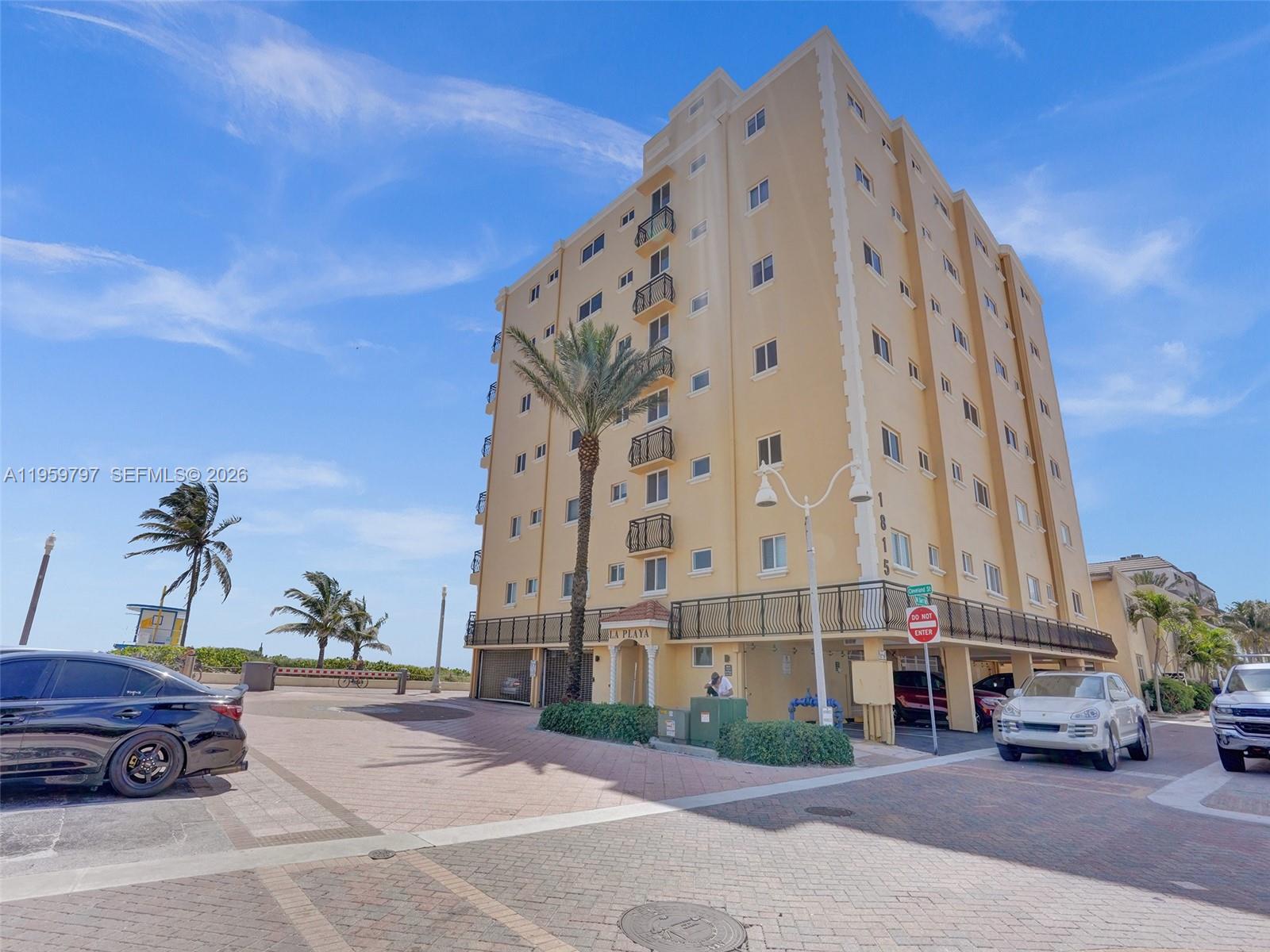 1815 North Surf Road, Unit 202 Hollywood, FL 33019 - Photo 32 of 32