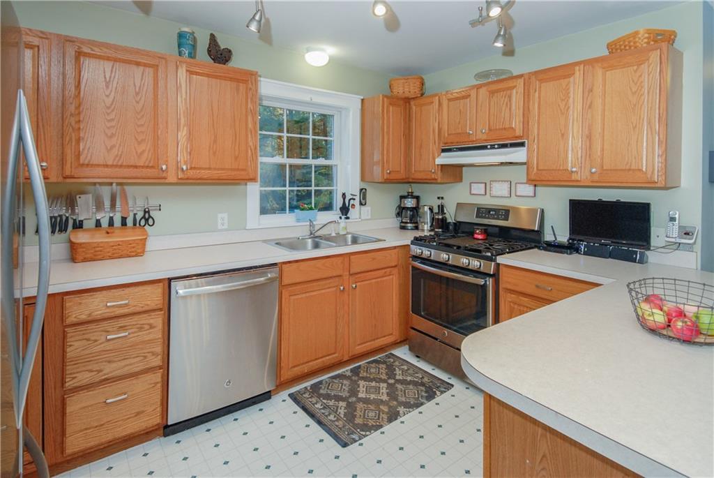 94 Newhall Road Wells, ME 04090 - Photo 8 of 18 Photo