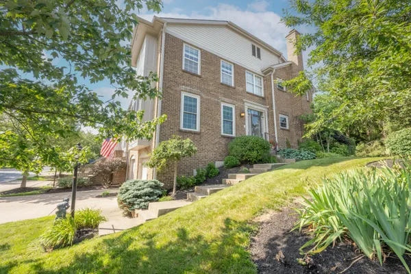 $425,000 | 515 Kluemper Court, Fort Wright, KY 41011