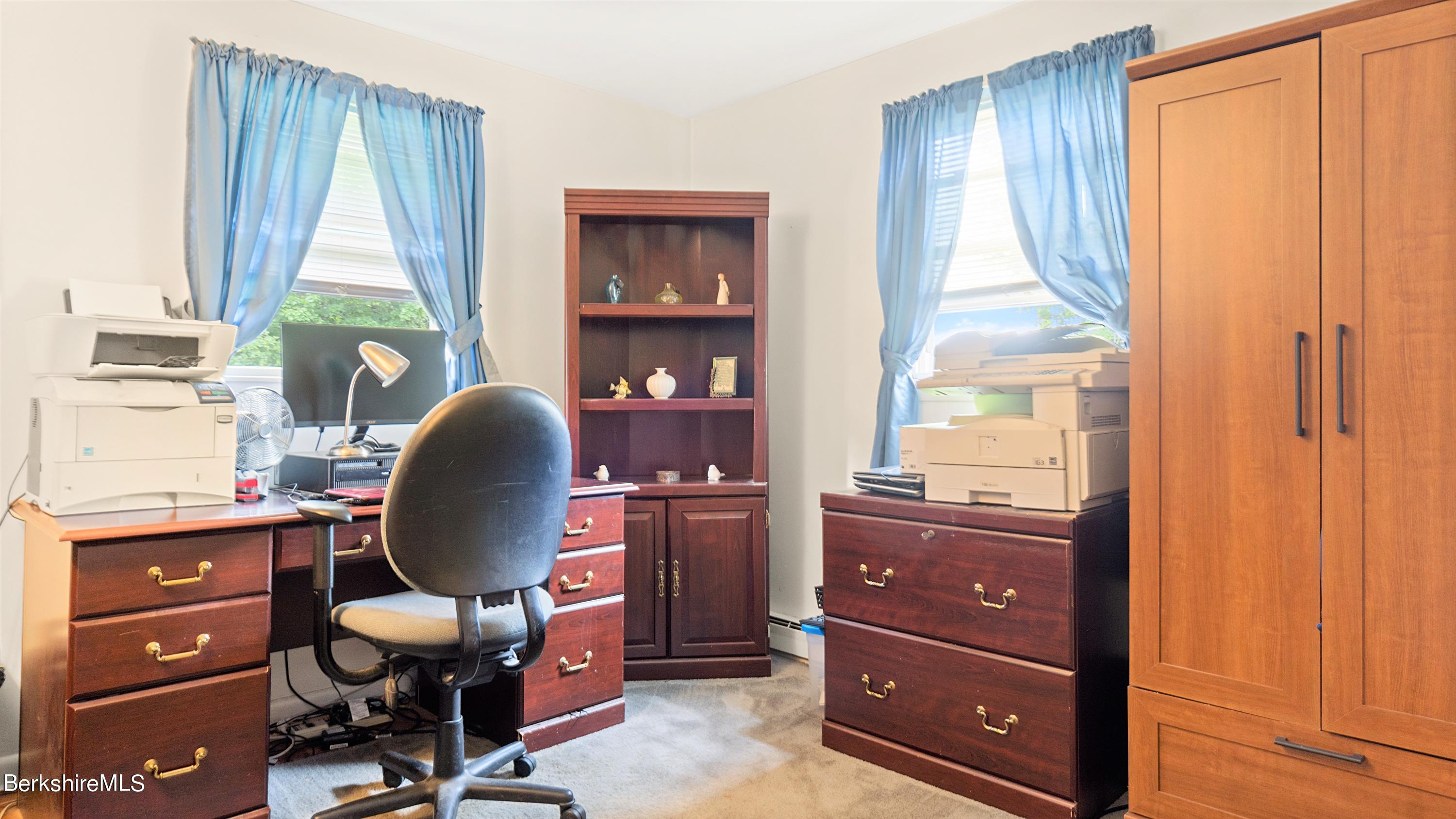 96 Melbourne Road Pittsfield, MA 01201 - Photo 16 of 25 Bedroom 3 (office)