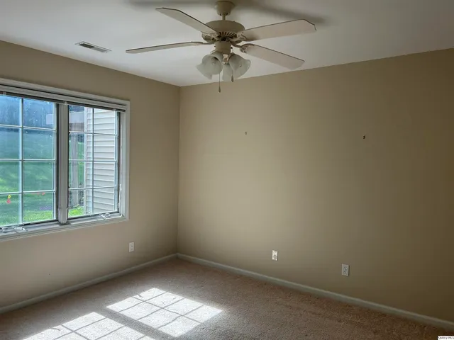 $250,000 | 2608 Kings Pointe, Quincy, IL 62305