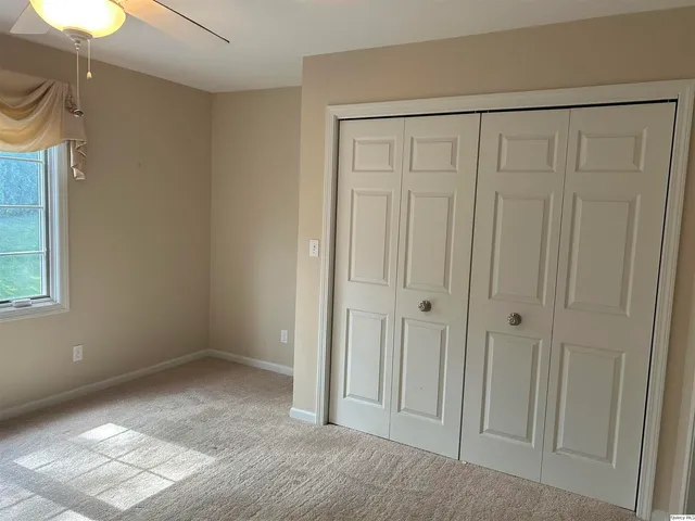 $250,000 | 2608 Kings Pointe, Quincy, IL 62305