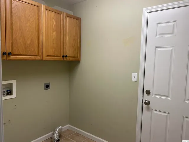 $250,000 | 2608 Kings Pointe, Quincy, IL 62305