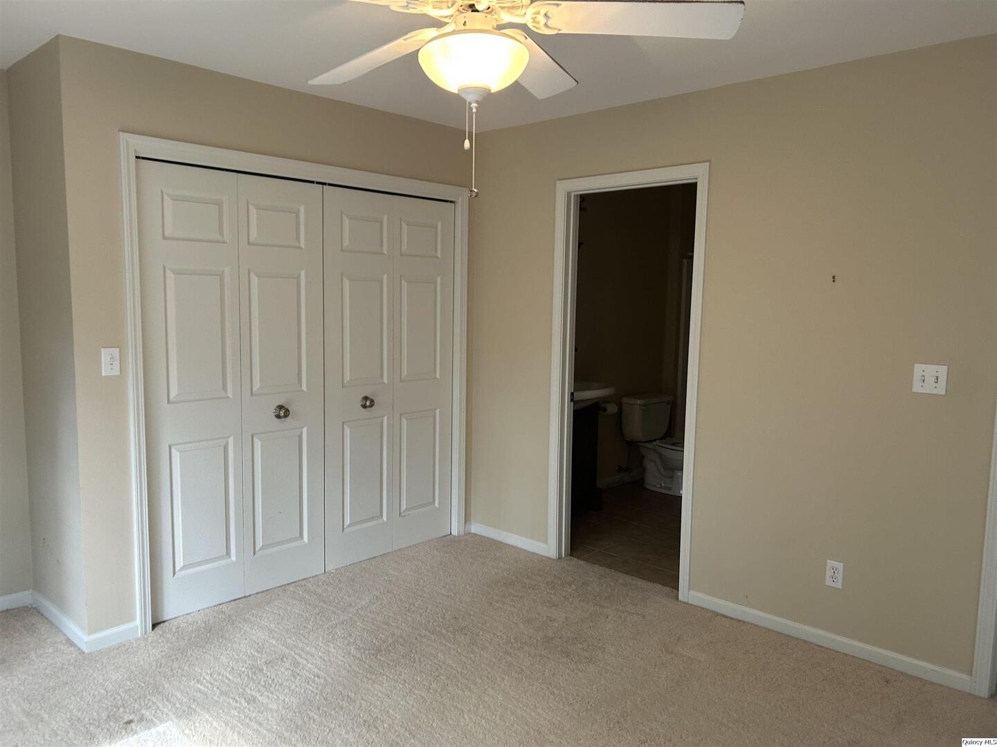 2608 Kings Pointe Quincy, IL 62305 - Photo 20 of 22