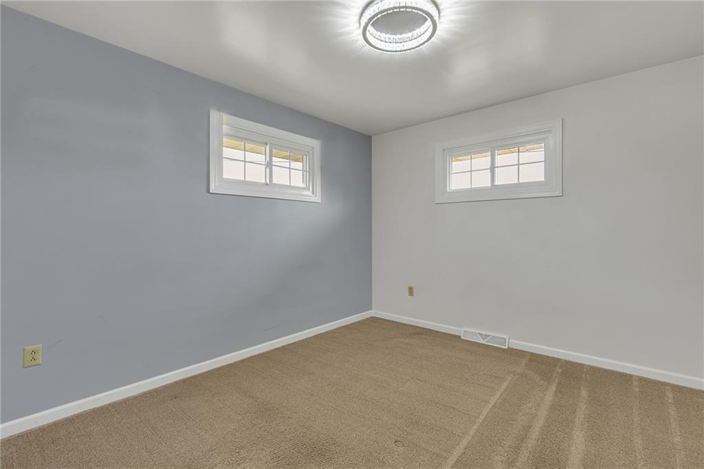 1044 Charles Street Monaca, PA 15061 - Photo 20 of 31 an empty room with a window