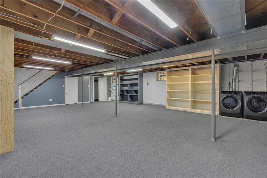 1044 Charles Street Monaca, PA 15061 - Photo 22 of 31 a view of a car garage