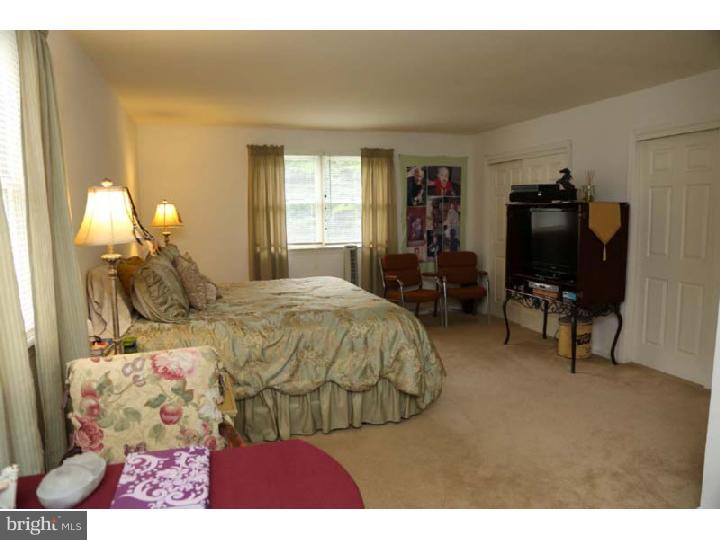 331 Richardson Road Lansdale, PA 19446 - Photo 4 of 9 Bedroom - Main