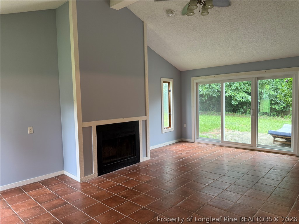 6427 Freeport Road Fayetteville, NC 28303 - Photo 9 of 25
