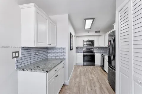 $399,999 | 7225 Promenade Drive, Unit 102, Boca Raton, FL 33433