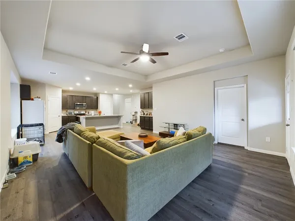 $2,100 | 4701 Las Casitas Way, Bryan, TX 77807
