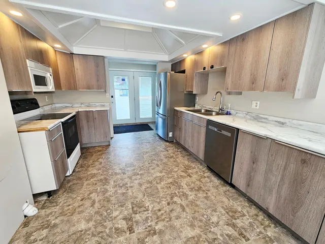 $170,000 | 251 2nd Street, Dawson, MN 56232