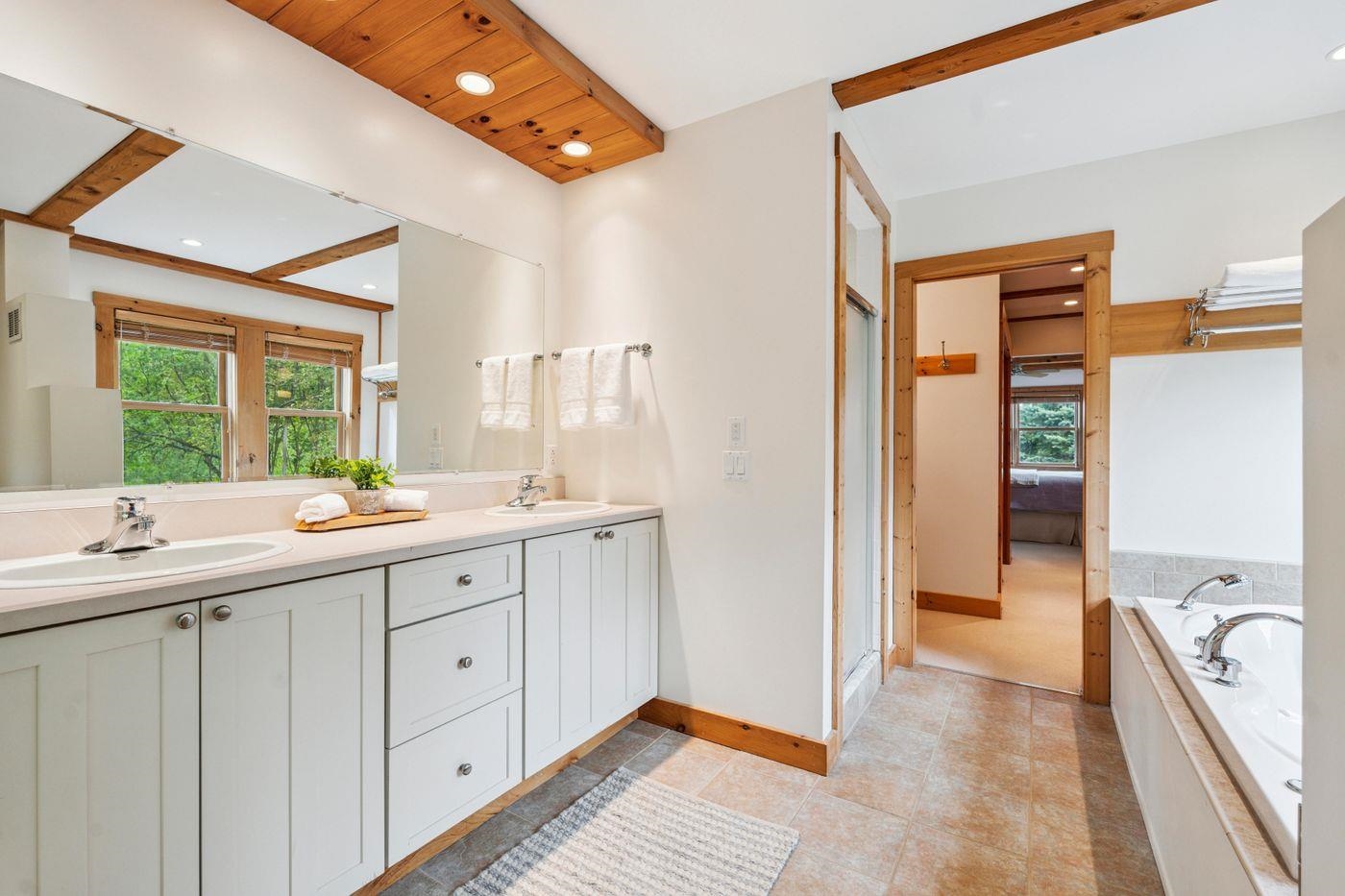 705 Taber Ridge Road Stowe, VT 05672 - Photo 11 of 24