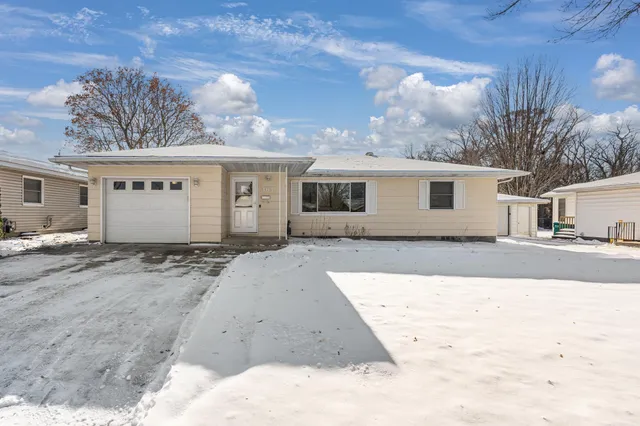 $249,900 | 361 13th Street Northeast, Owatonna, MN 55060