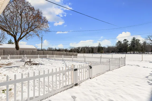 $249,900 | 361 13th Street Northeast, Owatonna, MN 55060