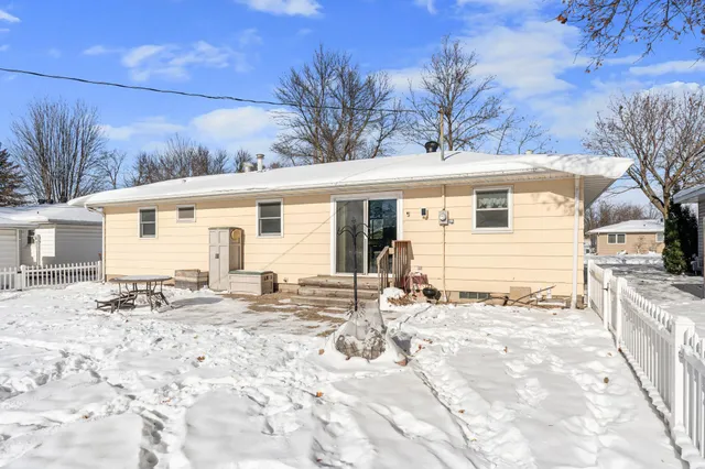 $249,900 | 361 13th Street Northeast, Owatonna, MN 55060