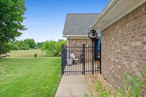 $325,000 | 816 Lock 4 Road, Unit 301, Gallatin, TN 37066
