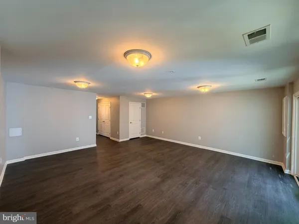 $2,950 | 2618 Egret Way, Frederick, MD 21701