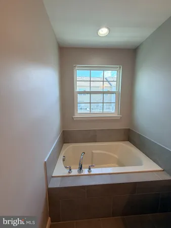 $2,950 | 2618 Egret Way, Frederick, MD 21701