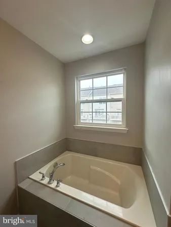 $2,950 | 2618 Egret Way, Frederick, MD 21701