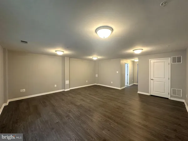 $2,950 | 2618 Egret Way, Frederick, MD 21701